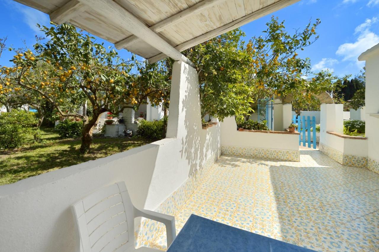 Villa Le Querce Procida Exterior foto