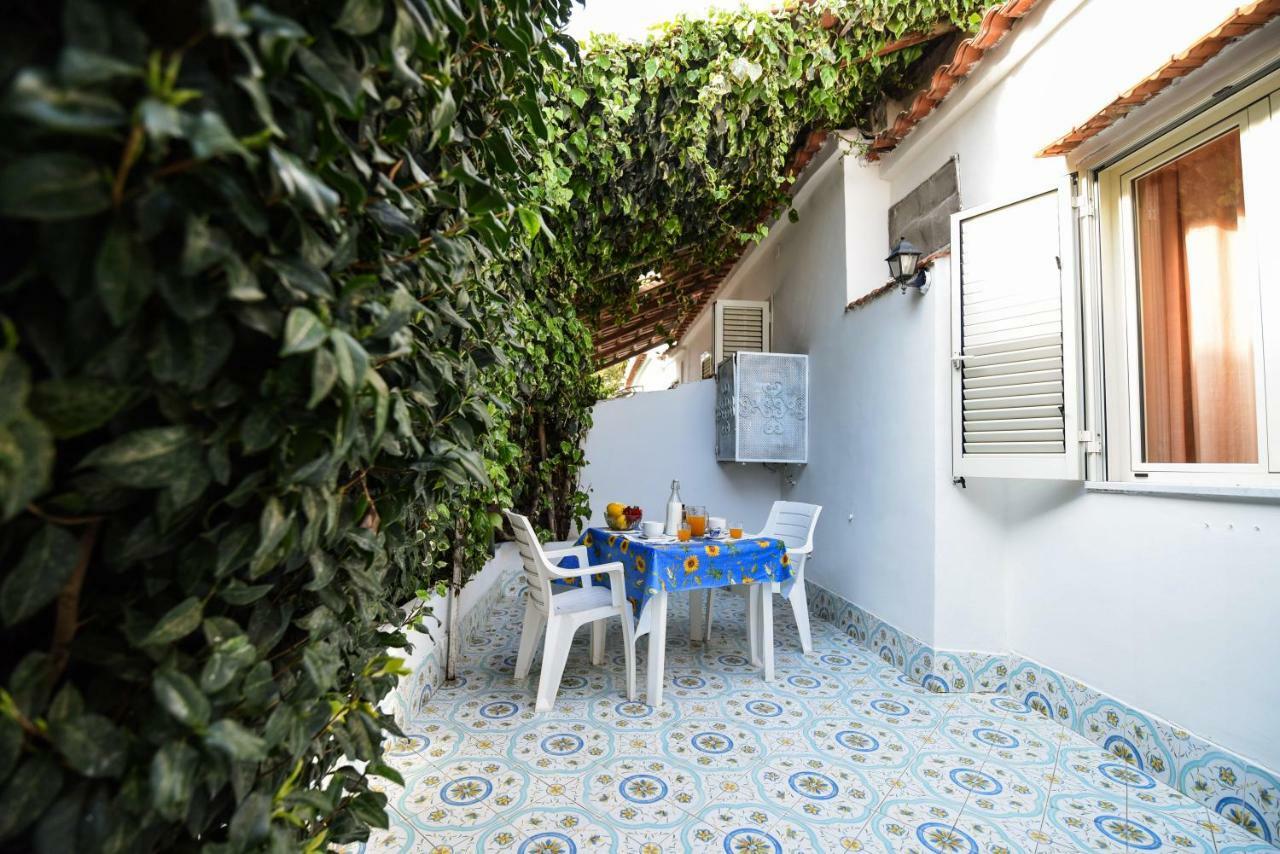 Villa Le Querce Procida Exterior foto
